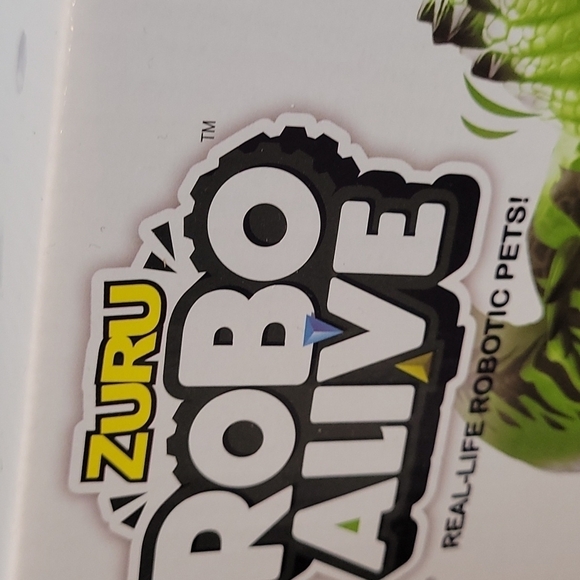 ZURU Robo Alive ATTACKING T-REX Robotic Dinosaur Pet Glow In Dark SLIME … - Picture 4 of 10